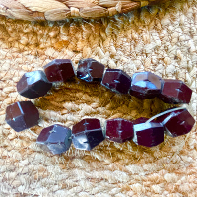 Short Strand of 12 Antique Faceted Maroon Carnelian Beads, Idar Oberstein - Rita Okrent Collection (ANT401d)
