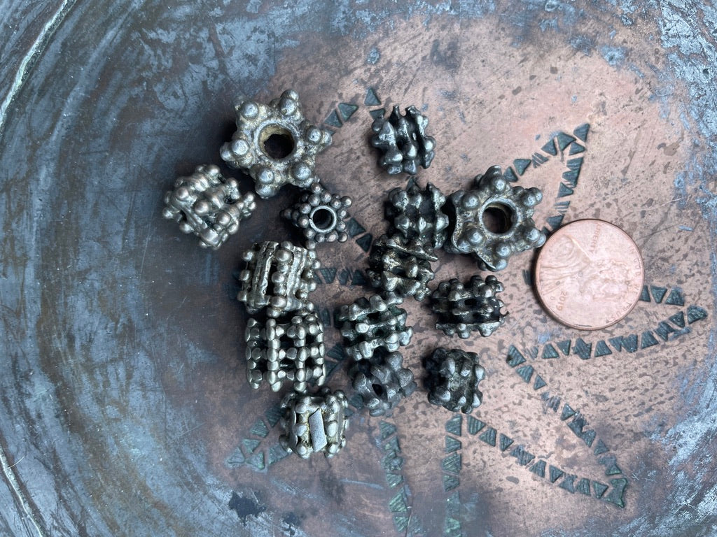 Group of 14 Old Mixed Granulated Yemenite Silver Berry Beads  - Rita Okrent Collection (ANT521)