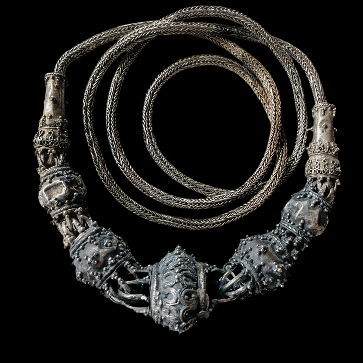 Antique Handmade Interlocking Silver Beaded Necklace from Ceylon - Sri Lanka - Rita Okrent Collection (C973)