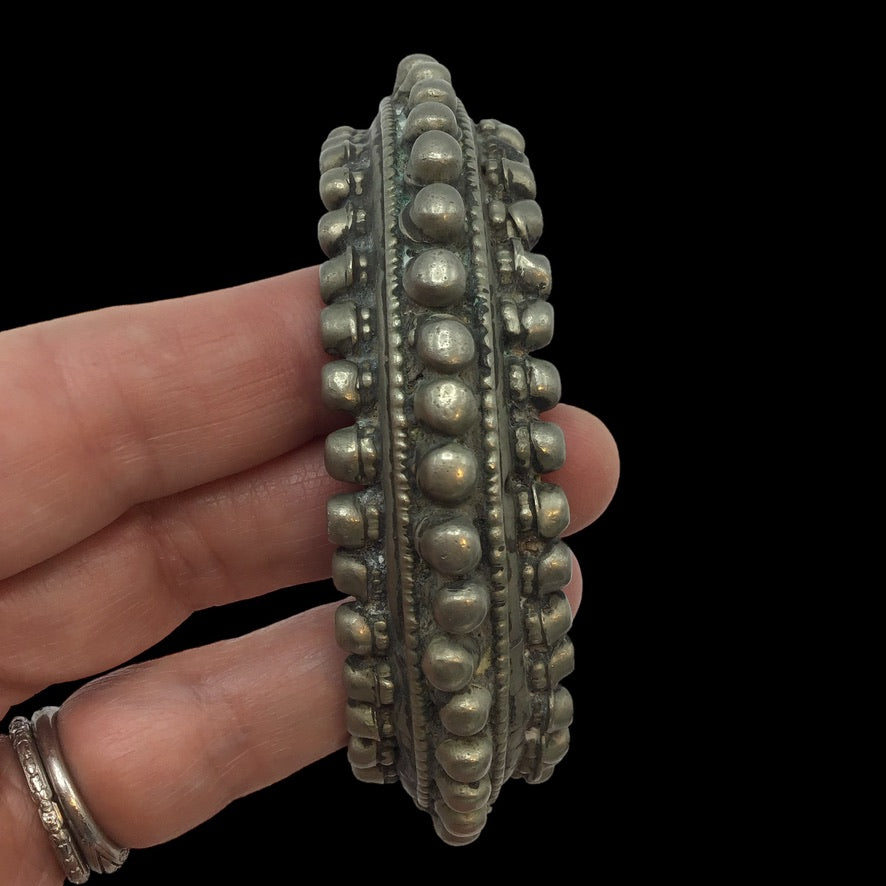 Antique Yemeni Cast Silver Bracelet , Tihama Region - Rita Okrent Collection (BR121)