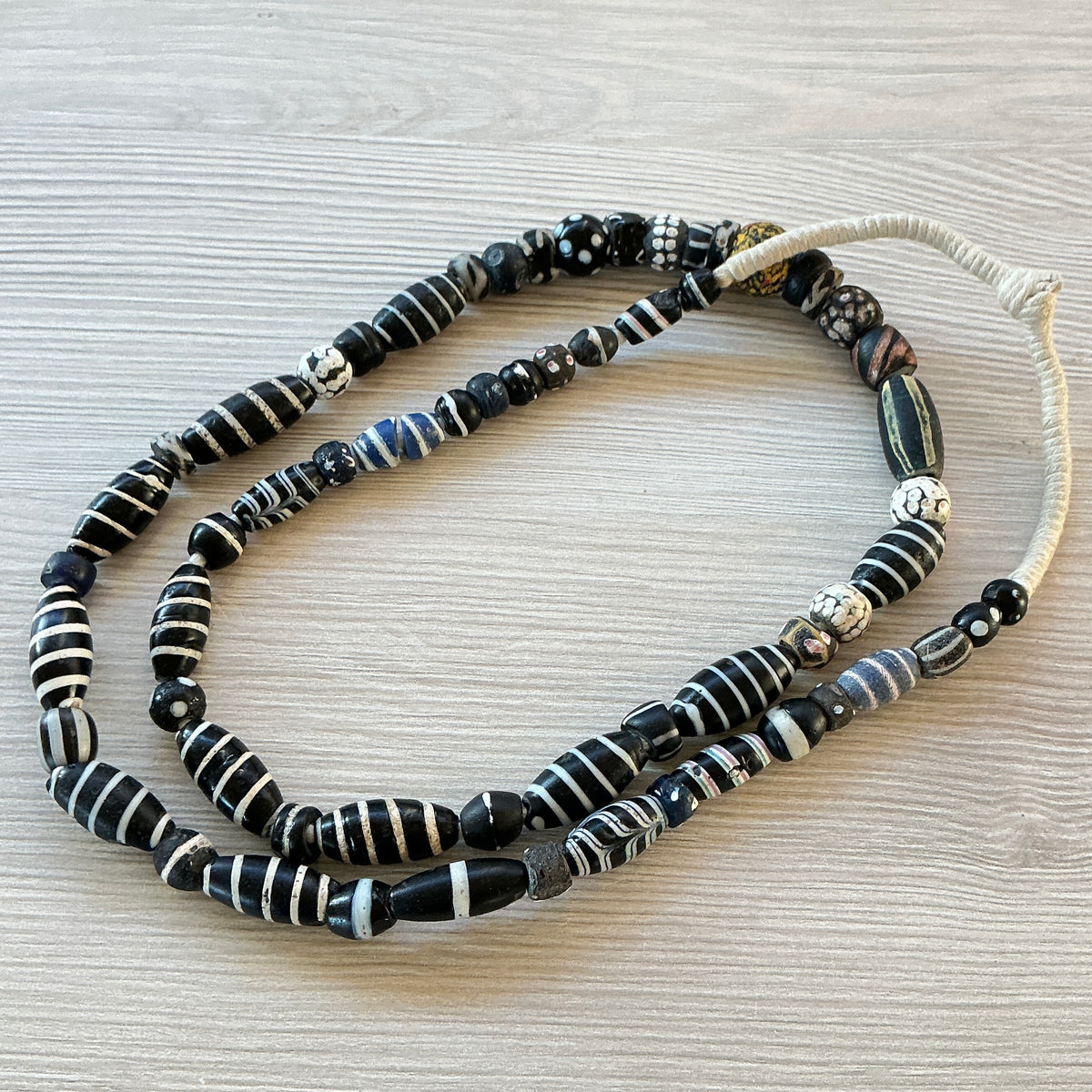 Mixed Black and White Antique Venetian Glass Bead Strand - Rita Okrent Collection (AT1909)