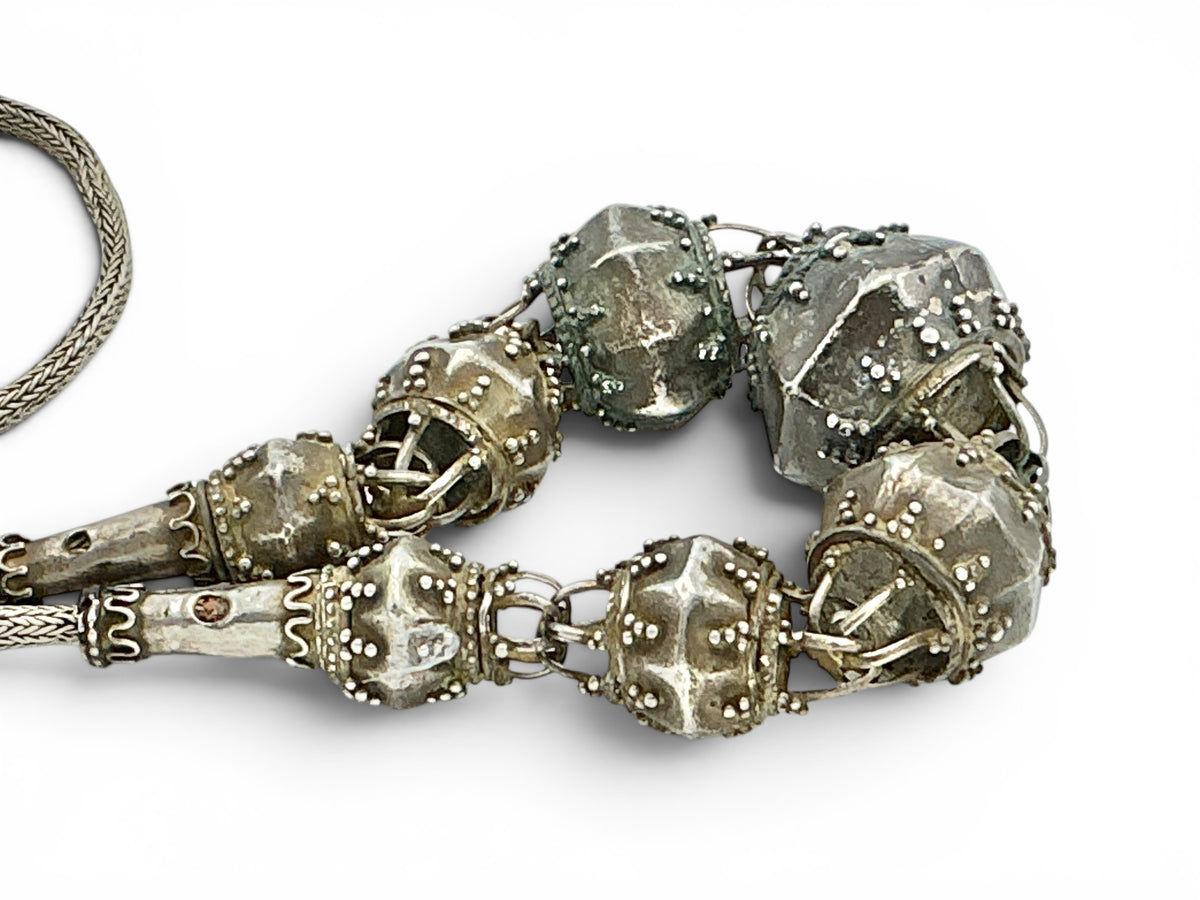 Antique Sri Lankan Silver Necklace with Interlocking Beads - Rita Okrent Collection (NE423)