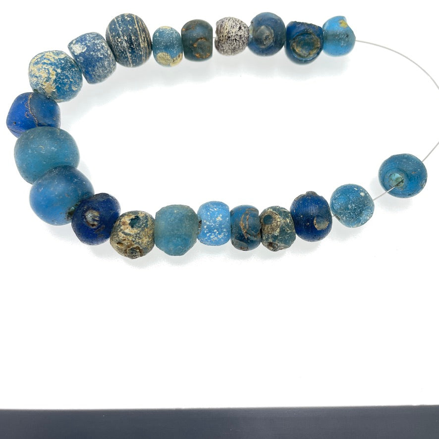 Strand of 21 Mixed Ancient Islamic Glass Beads, Some with Eyes - Rita Okrent Collection (AG338)