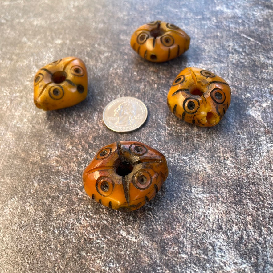 Set of 4 Carved Diamond-Shaped Faux Amber Beads, with Dot Circle Motif, Morocco - Rita Okrent Collection (ANT387)