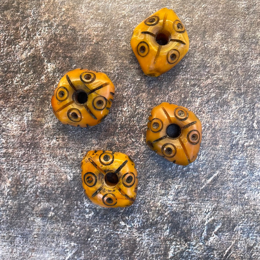 Set of 4 Carved Diamond-Shaped Faux Amber Beads, with Dot Circle Motif, Morocco - Rita Okrent Collection (ANT387)