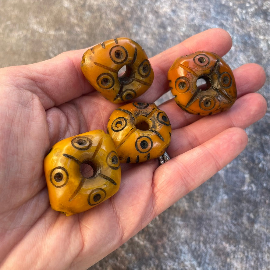 Set of 4 Carved Diamond-Shaped Faux Amber Beads, with Dot Circle Motif, Morocco - Rita Okrent Collection (ANT387)