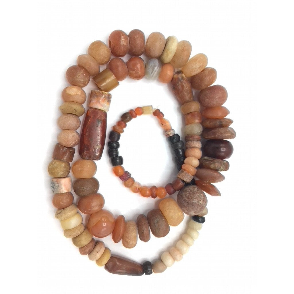 Mixed Shape Agate and Carnelian Stone Strand, in Black, Orange and Off-White - Rita Okrent Collection (S521)