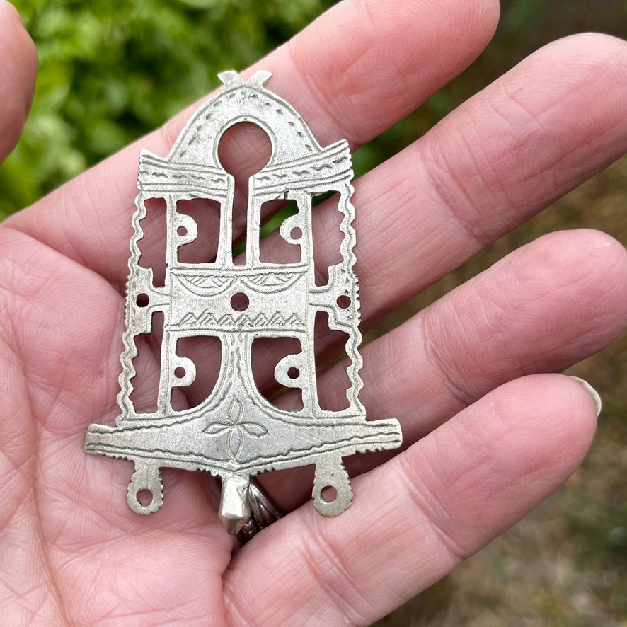 Tuareg Silver Bella Pendant, 1940&#39;s, Morocco - Rita Okrent Collection (P506)