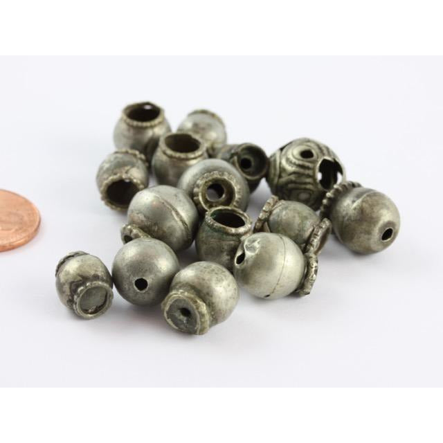 15 Mixed Old Metal and Coin silver beads, Afghanistan and Middle East - ANT334