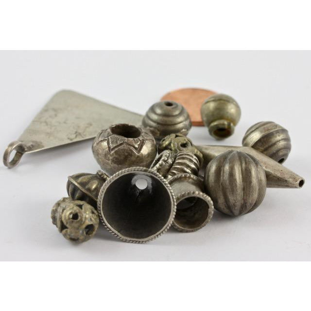 Mixed Vintage Coin Silver Beads and Pendant, Various Sizes and Shapes.- ANT328