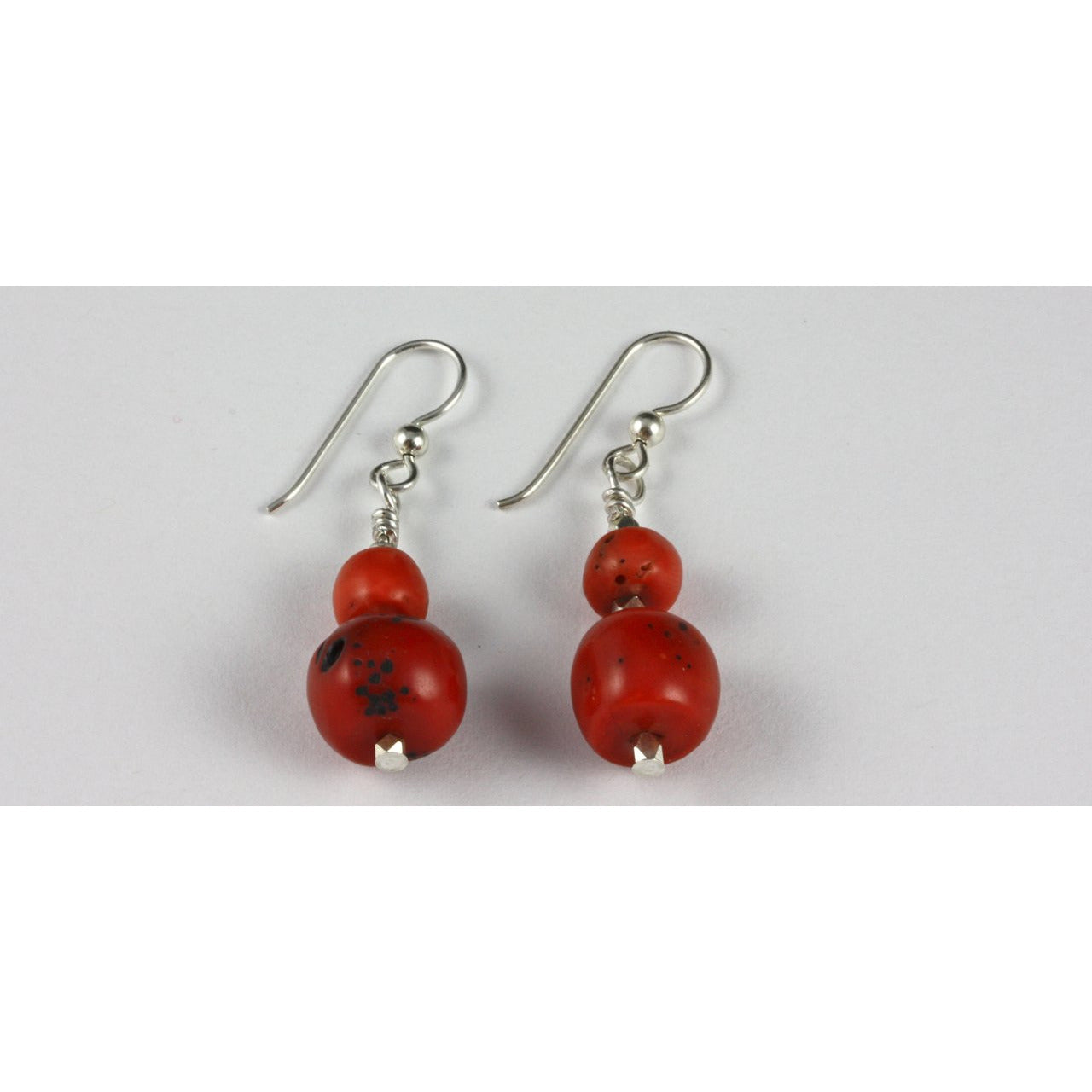 Earrings Item 075