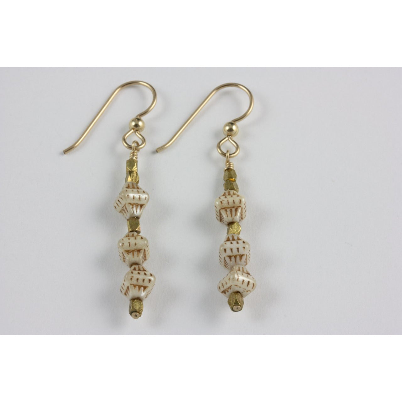 Earrings Item 093