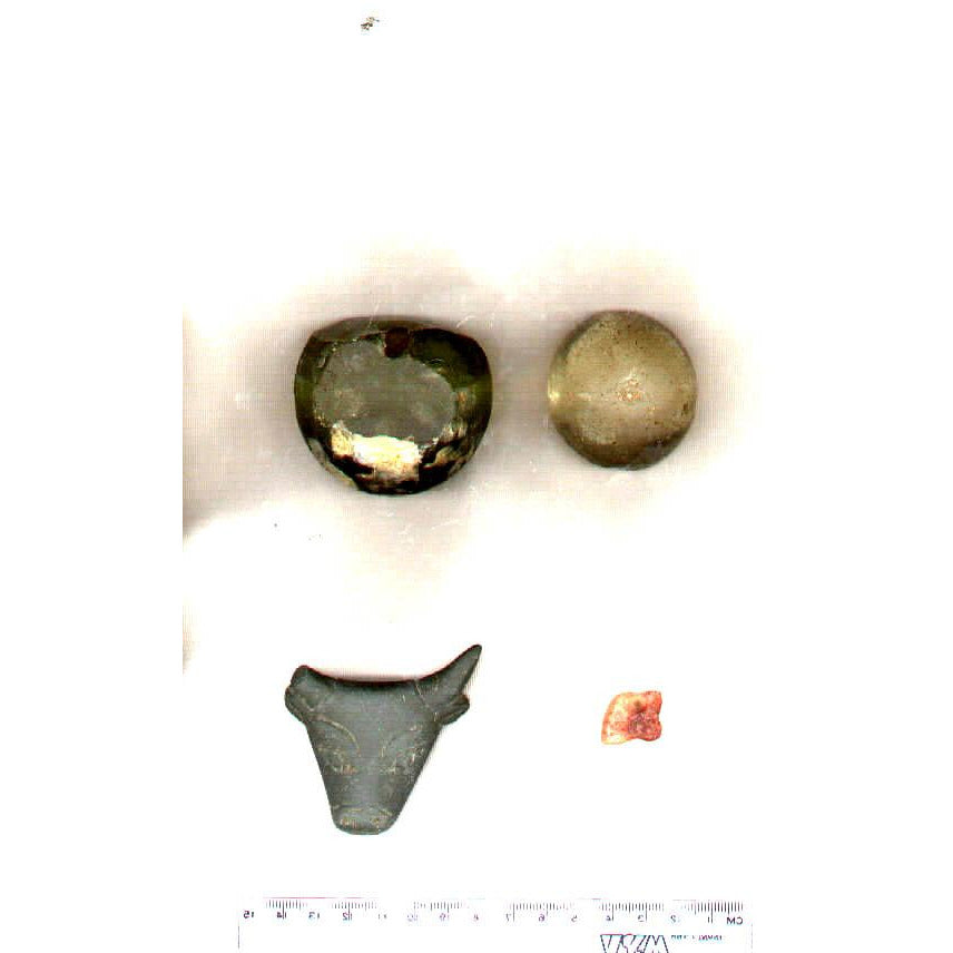 Ancient glass bead, section