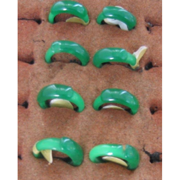 Jade rings, Chinese  Collection of 8