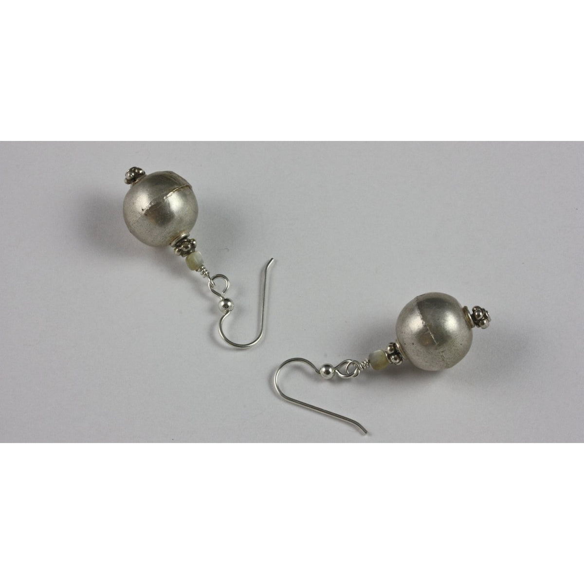 Earrings Item 070
