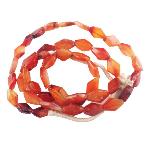 Antique Flat Tabular Diamond-Shaped Agate Carnelian Beads from Mali, Strand - Rita Okrent Collection (S402)