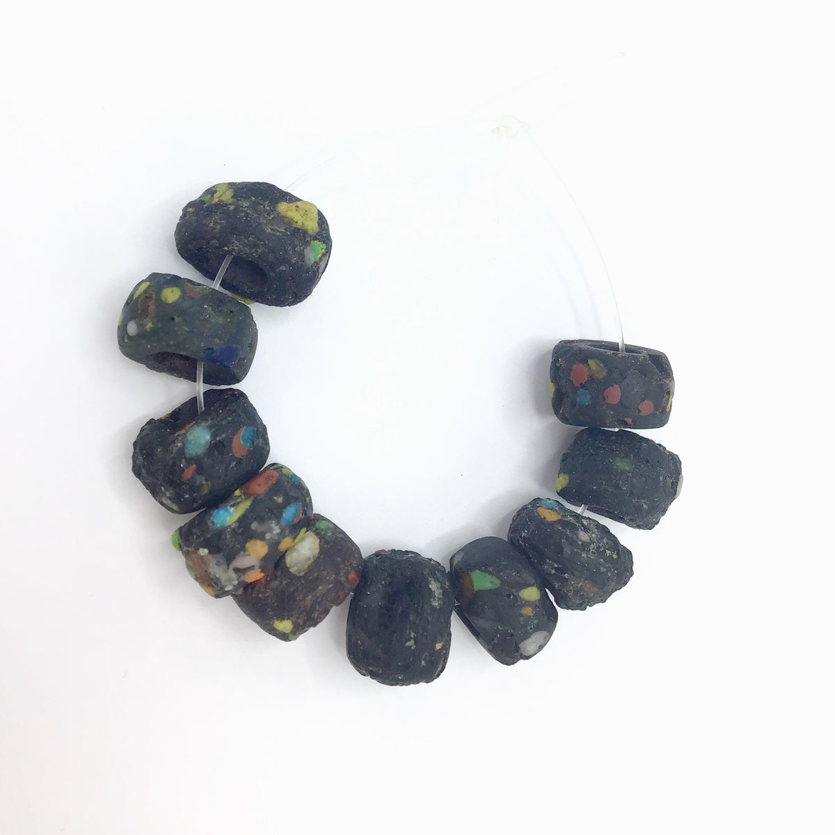 Rare African Antique Black Speckled Hebron Beads, Sudan - Rita Okrent Collection (AT0608h)