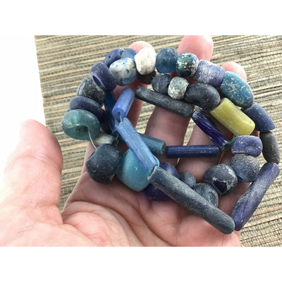 Antique and Ancient Mixed Blues Glass Beads, including Kori beads, from the Sahara - Rita Okrent Collection (AT0678)