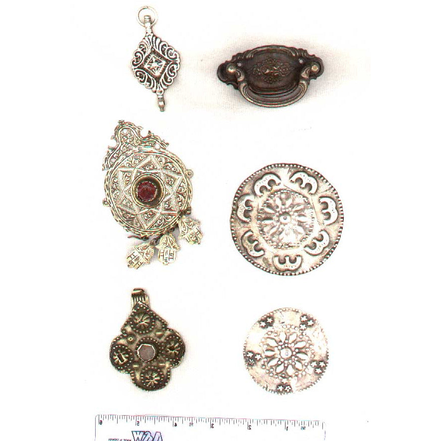 Silver pendant with stone center and hamsa dangles