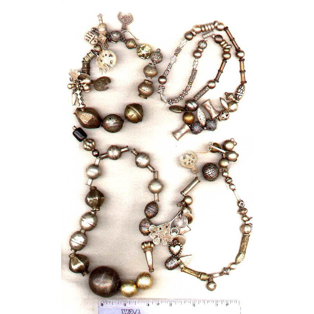 Silver pendants and beads, mixed, Yemenite and Egyptian, antique